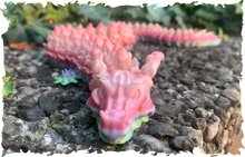 Lade das Bild in den Galerie-Viewer, 3D Drache Rainbow / flexibel / Random Farbe